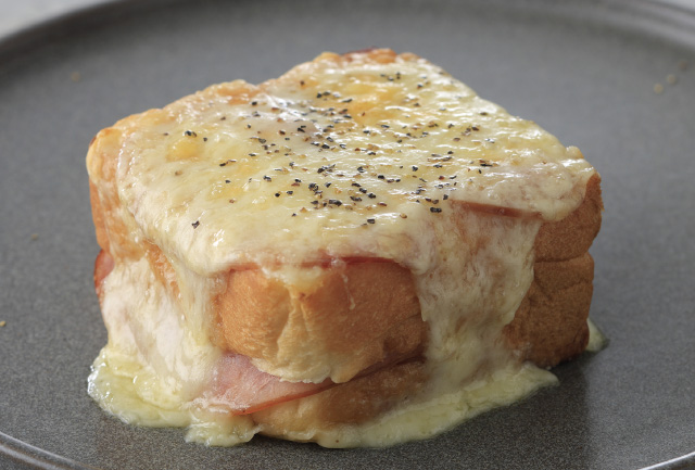 たっぷりチーズのクロックムッシュ